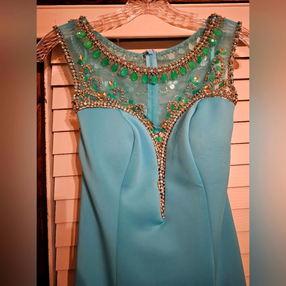 Jonathan Kayne Prom Pageant Drezs size 6
